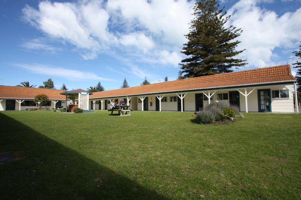 Waikanae Beach Top 10 Holiday Park Gisborne Pokój zdjęcie