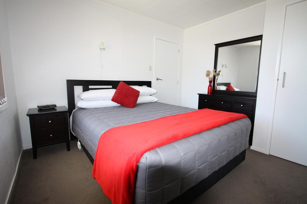 Waikanae Beach Top 10 Holiday Park Gisborne Pokój zdjęcie